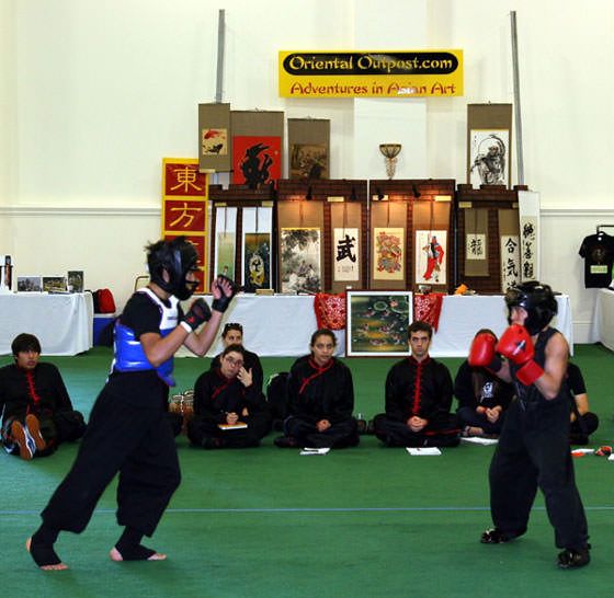 [image="http://a.ooi1.com/asian-art/fight.jpg"]